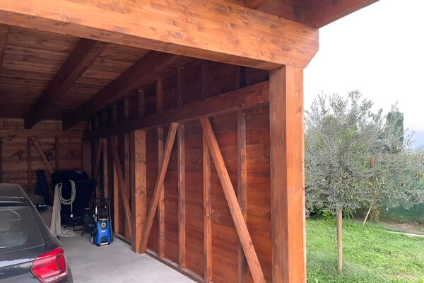 Garage in legno