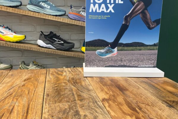 Arredamento negozio di scarpe